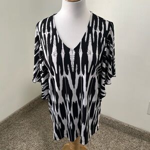 🍏 TanJay Rhinestone Ruffle Sleeve Blouse